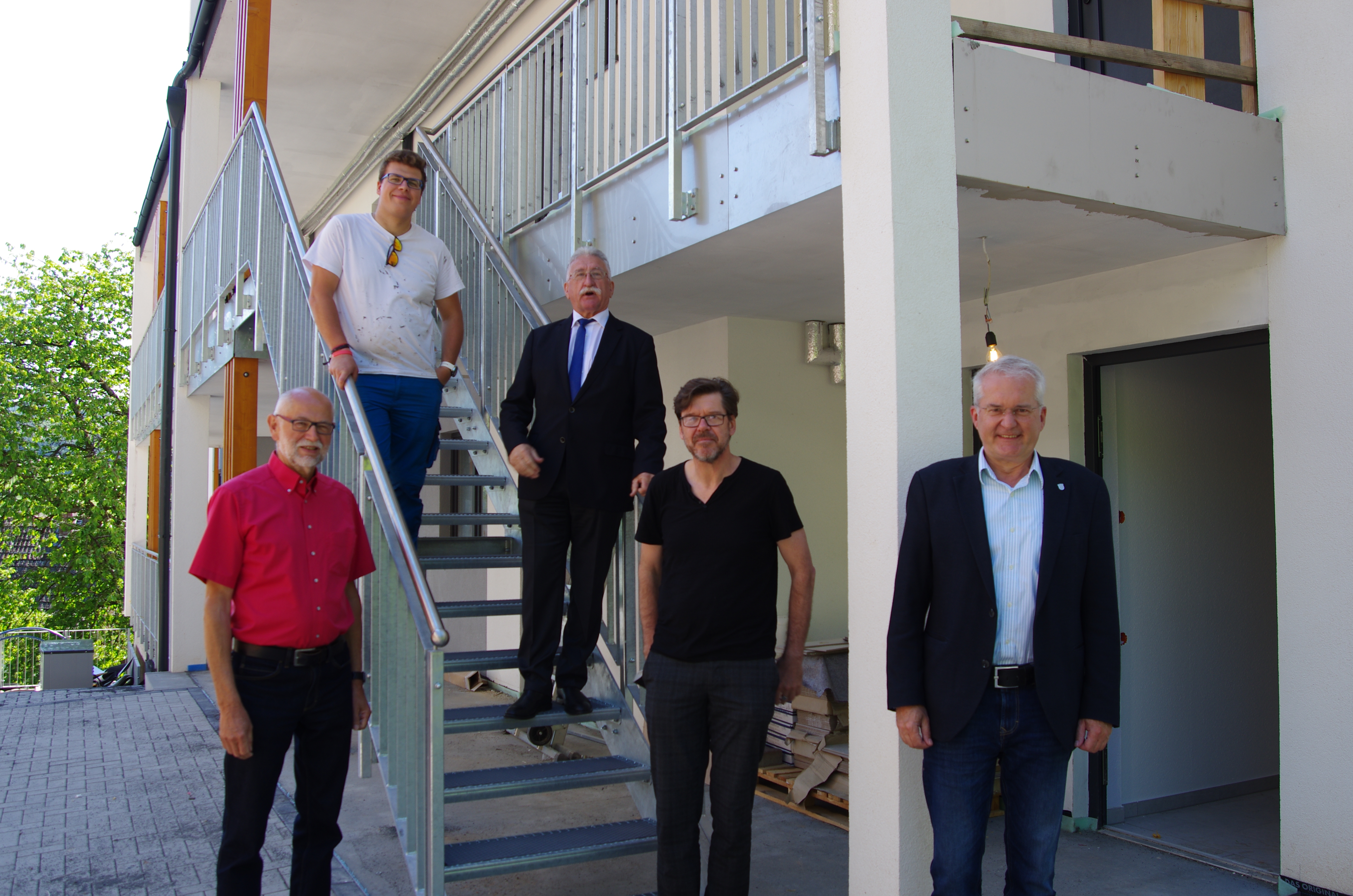 Wohnbau60Plus - Erster Mieter zieht ein