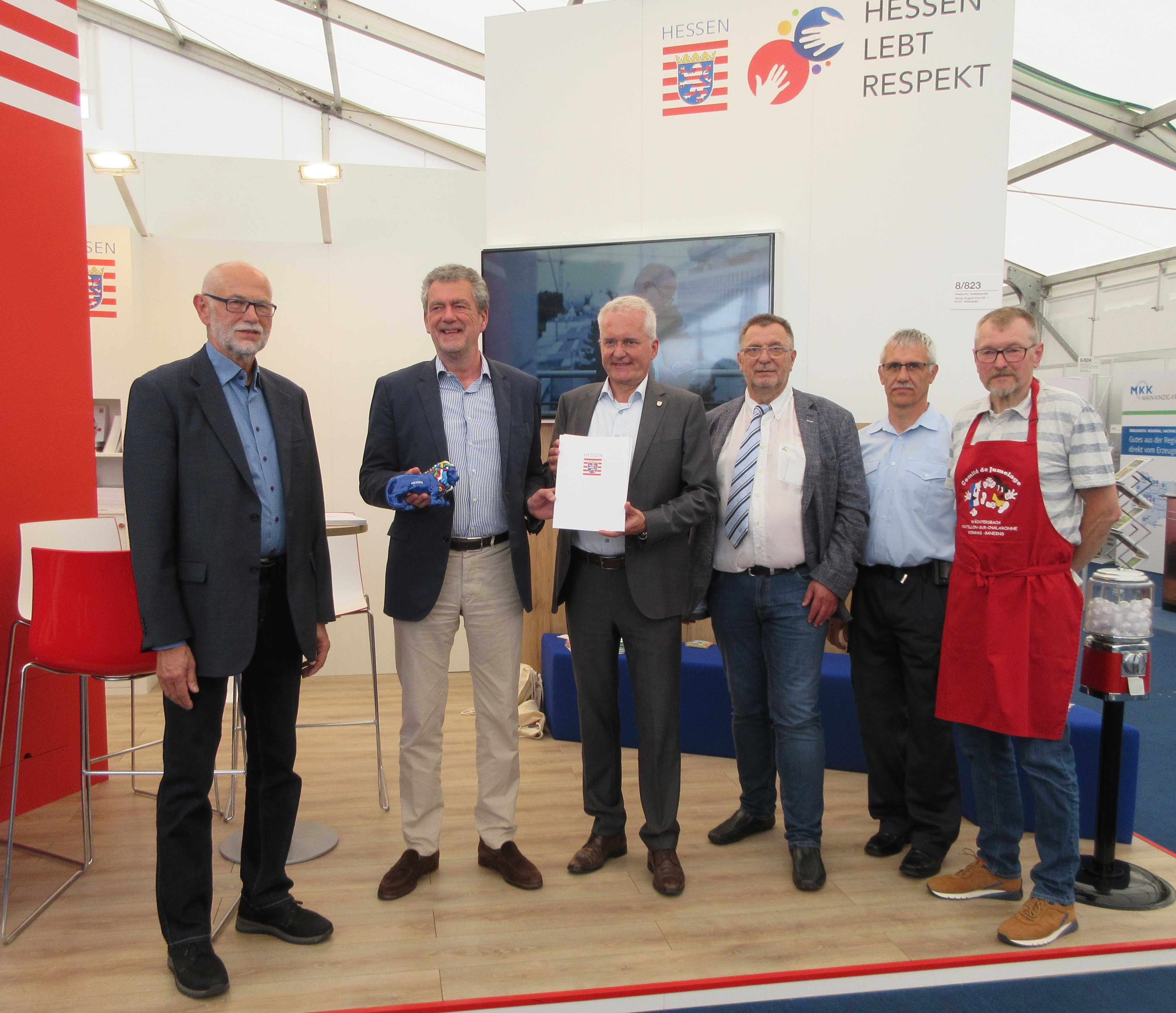 Dr. Worms übergibt 4 Förderzusagen