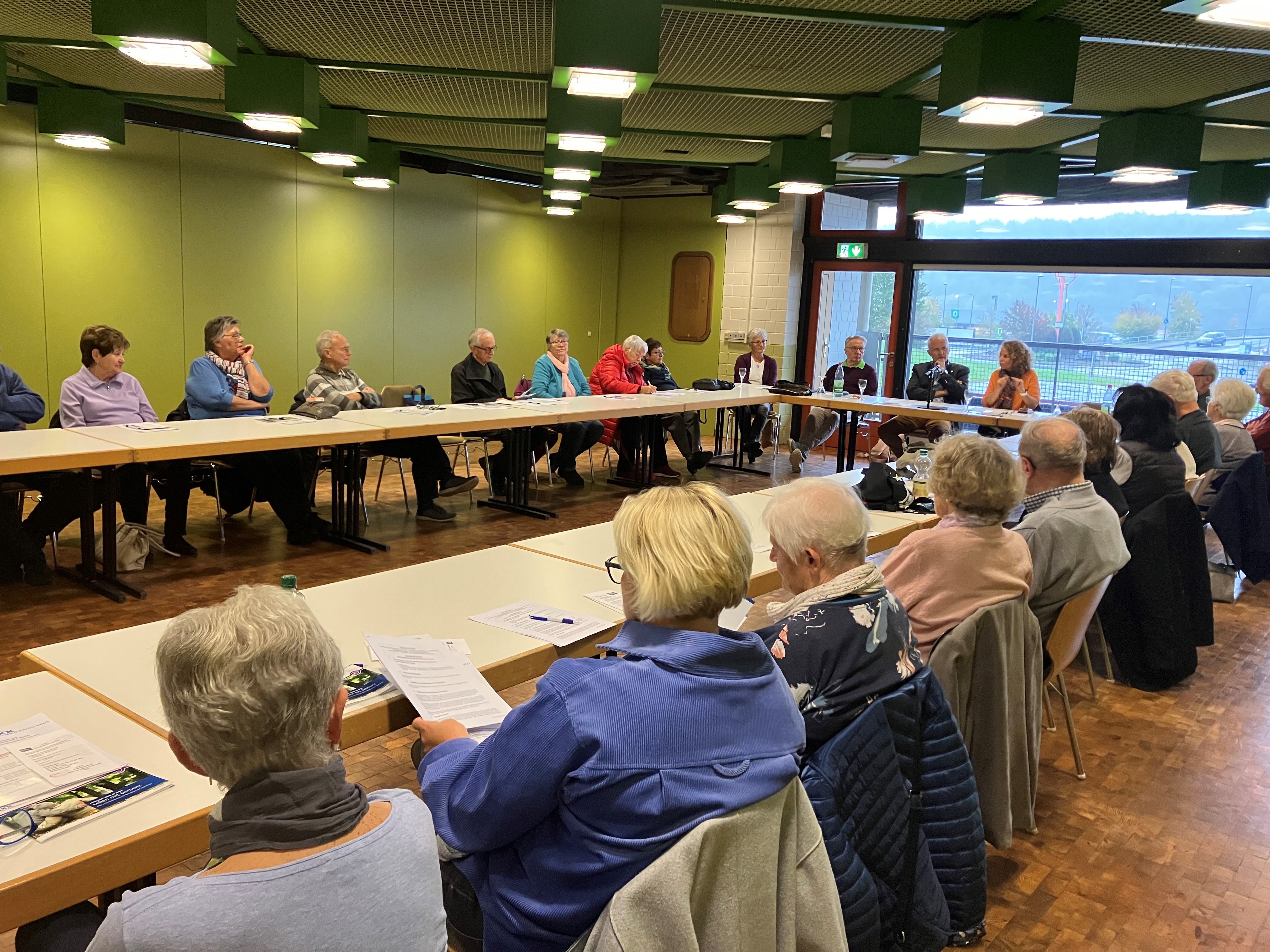 Demenzbeauftragte des MKK referierte in Wächtersbach